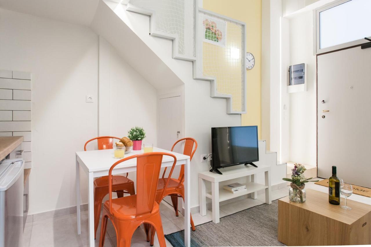 Relax In This Funky Loft Next To Metro! 雅典 外观 照片